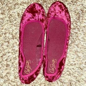 Jc penny crushed velvet flats size 8